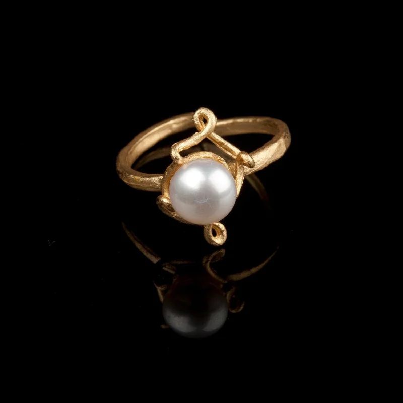 ladies-affordable-pearl-rings-Pea Pod Single Pearl - Ring