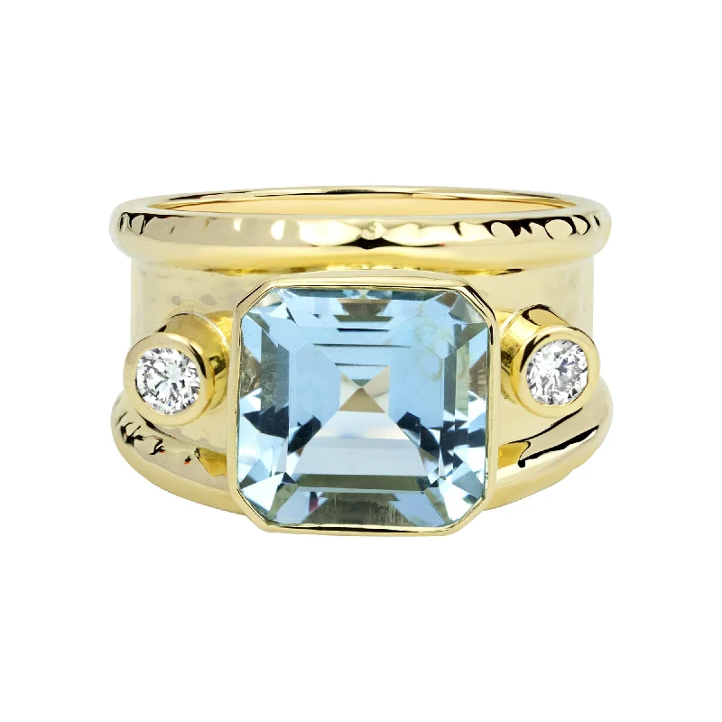 ladies-oval-diamond-rings-Ring - Aquamarine And Diamond (2317F)