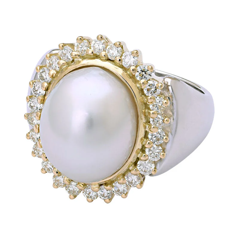 ladies-asscher-cut-rose-gold-rings-Ring-South Sea Pearl and Diamond