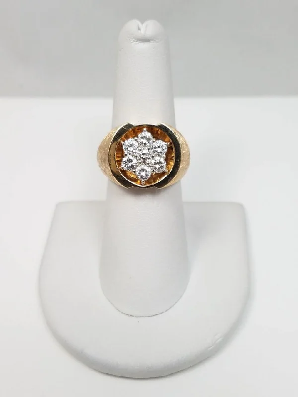 ladies-handmade-rose-gold-rings-Chic 14k Yellow Gold Natural Diamond Cluster Ring