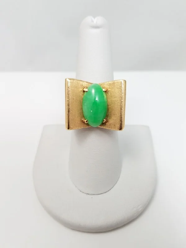 ladies-custom-gold-rings-Amazing Vintage 13k Gold Natural Jade Ring