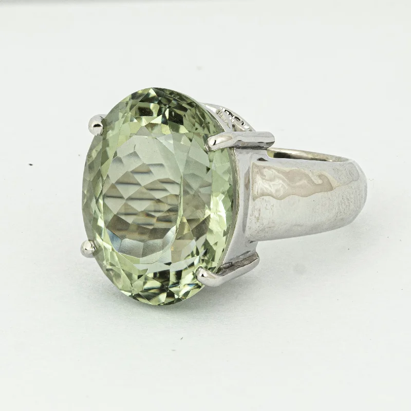 ladies-wedding-rose-gold-rings-Ring - Green Quartz