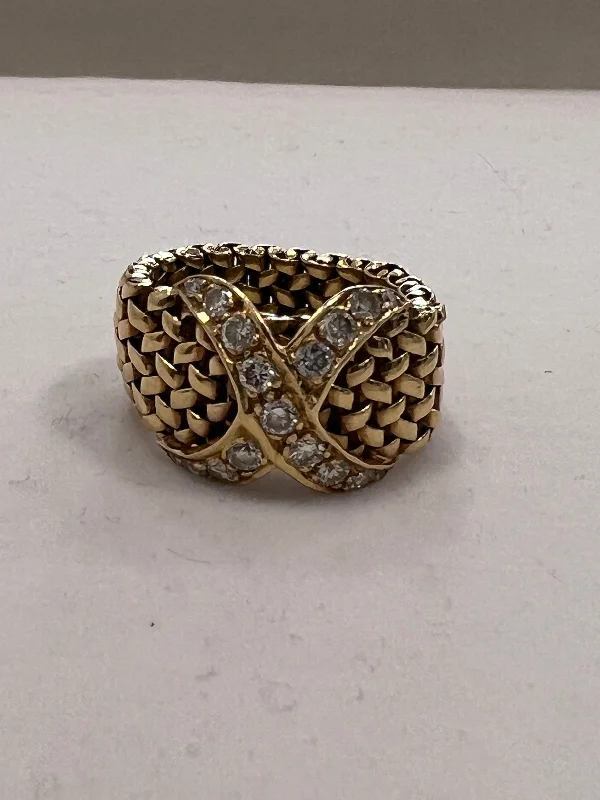 ladies-oval-diamond-rings-Repair - Ring - Diamond in 18K Gold