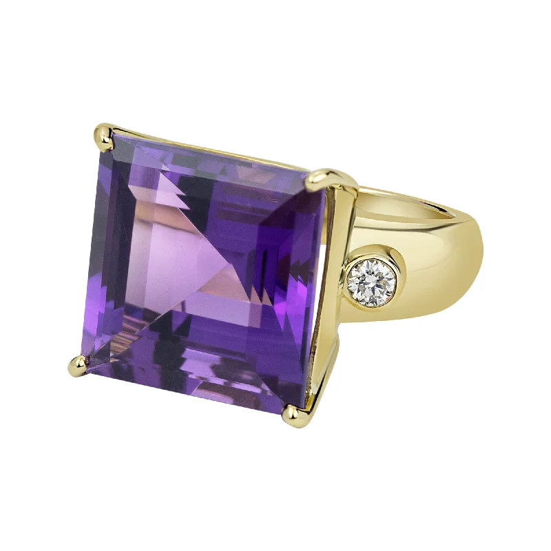 ladies-handmade-sapphire-rings-Ring - Amethyst And Diamond (2330C)