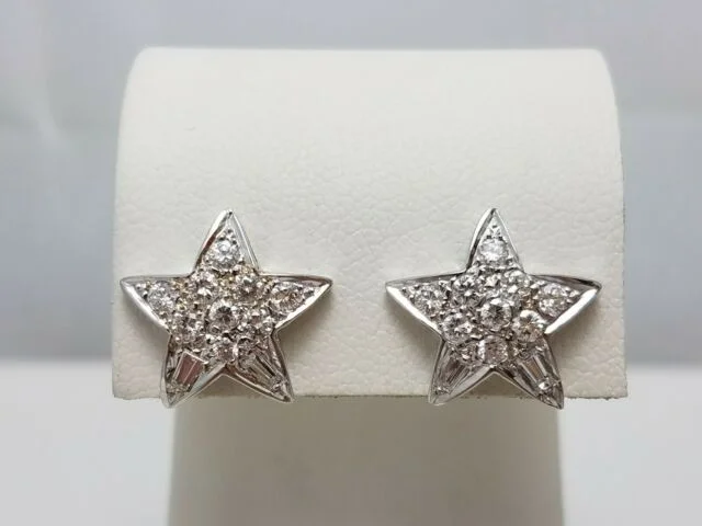 ladies-handmade-rose-gold-earrings-Custom Made Natural Diamond 18k Gold Star Earrings