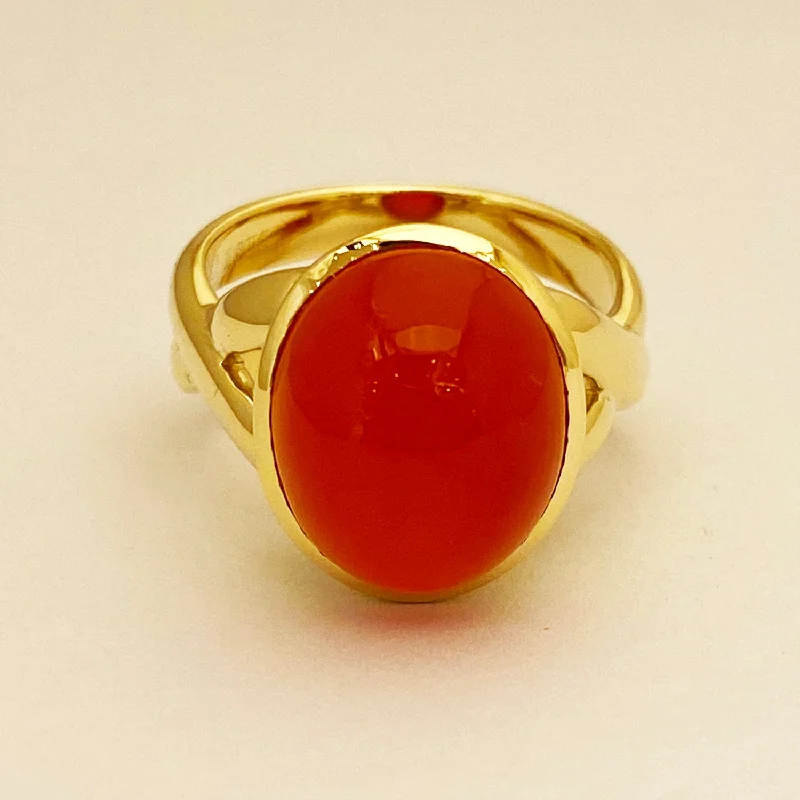 ladies-minimalist-diamond-rings-Ring - Cornelian in 18K gold