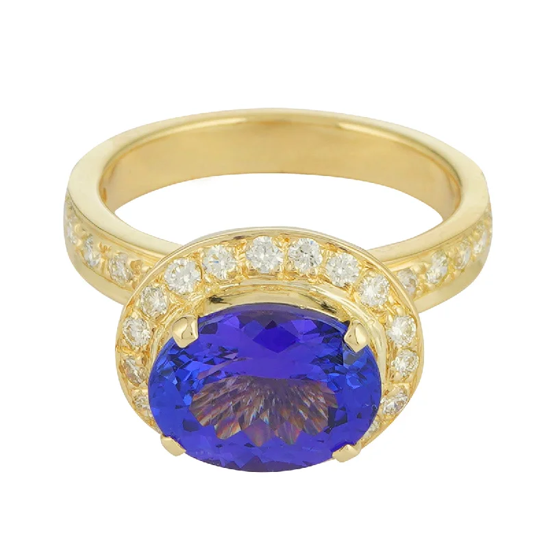 ladies-asscher-cut-silver-rings-Ring - Tanzanite and Diamond (2222F)