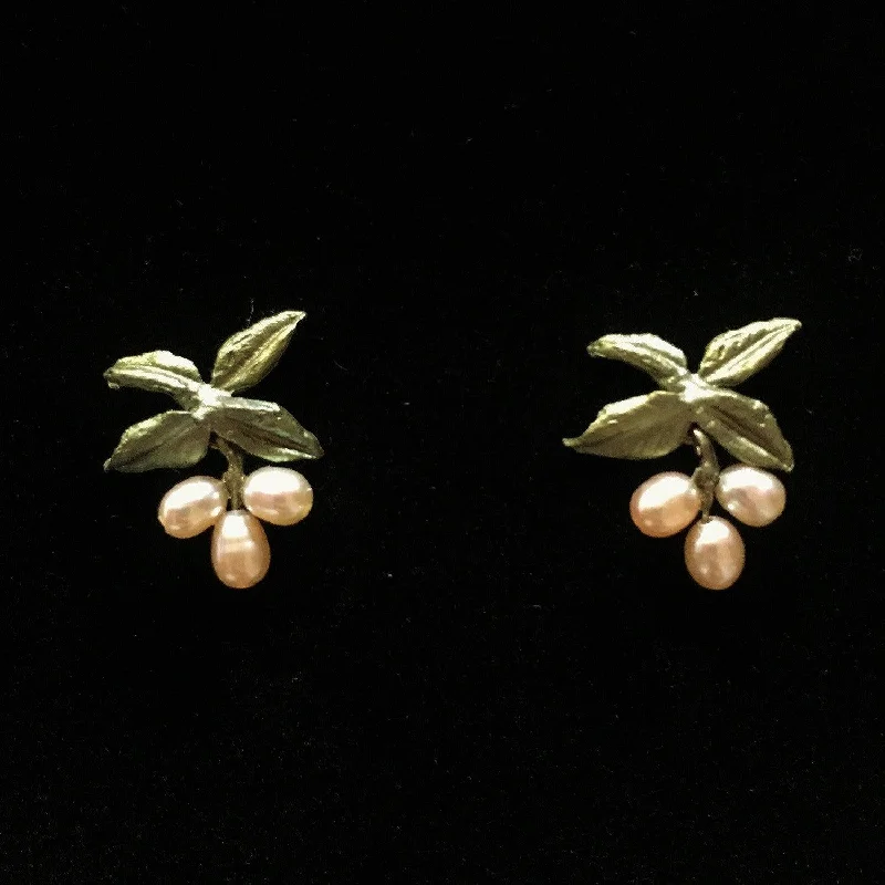 ladies-unique-pearl-earrings-Pink Wisteria Clip Earrings