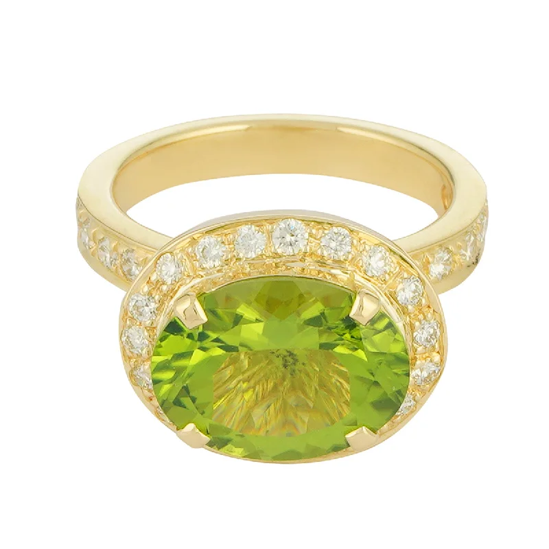 ladies-classic-silver-rings-Ring - Peridot and Diamond (2222E)