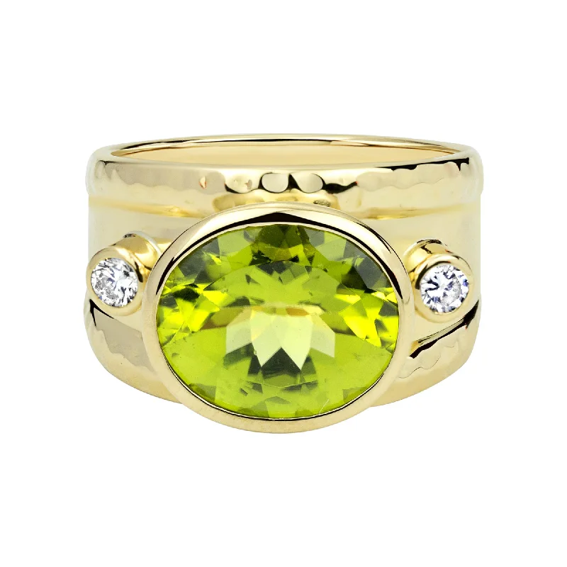 ladies-unique-silver-rings-Ring - Peridot And Diamond (2323A)