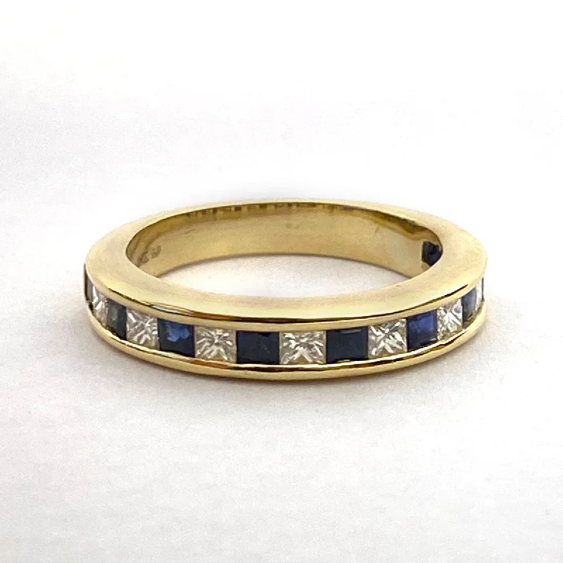 ladies-custom-emerald-rings-Ring - Blue Sapphire and Diamond in 18K Gold