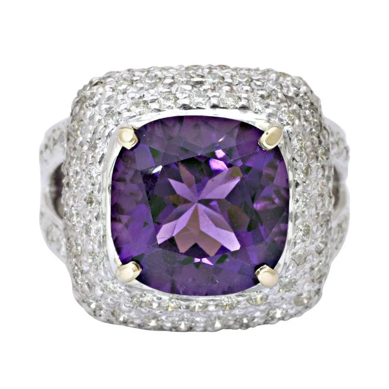 Ring-Amethyst and Diamond  (6IM)