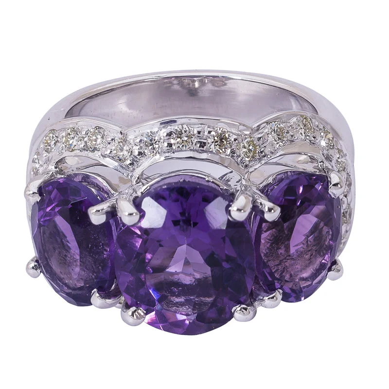 ladies-sapphire-cluster-rings-Ring - Amethyst and Diamond in silver