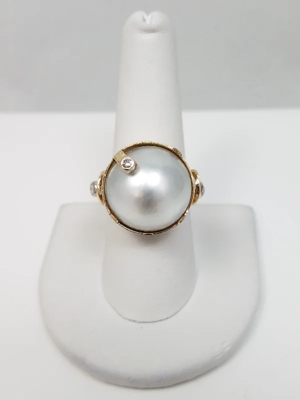 ladies-heart-rose-gold-rings-Showy Vintage Mabe Pearl 11k Yellow Gold Ring